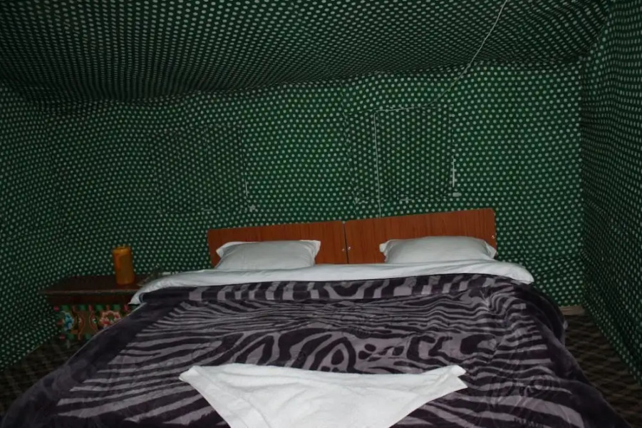 Auspicious Camps and Cottages