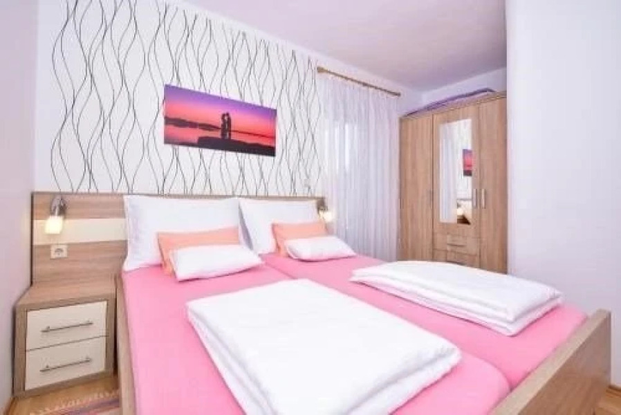 Apartments Marinović