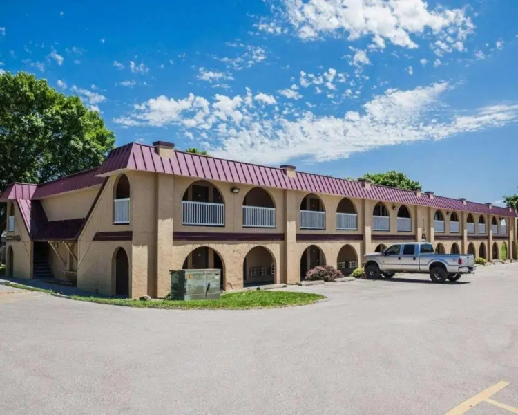 Days Inn Urbandale-Des Moines West