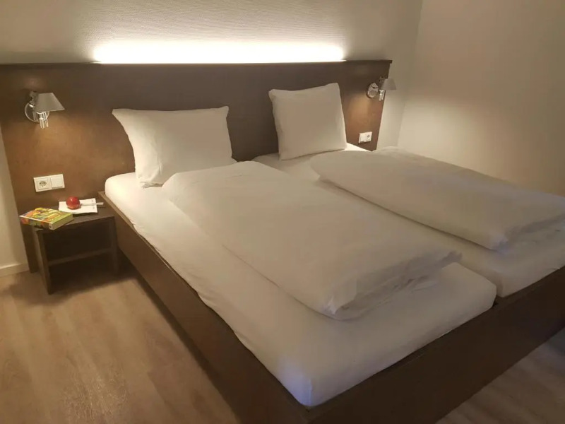 Katholisches Jugend- und Tagungshaus