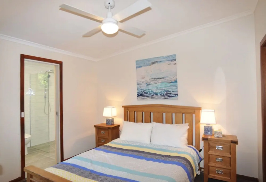 Inlet Dreaming - Free Wifi