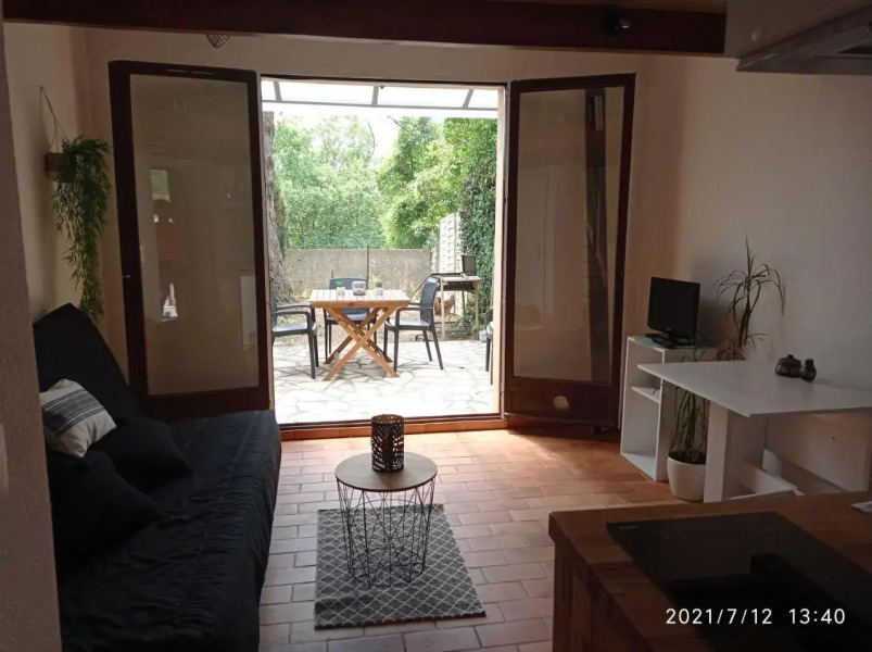 Maisonnette en résidence avec piscine et tennis