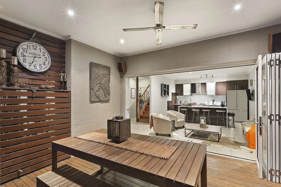 Resort Style Home near Airport & CBD