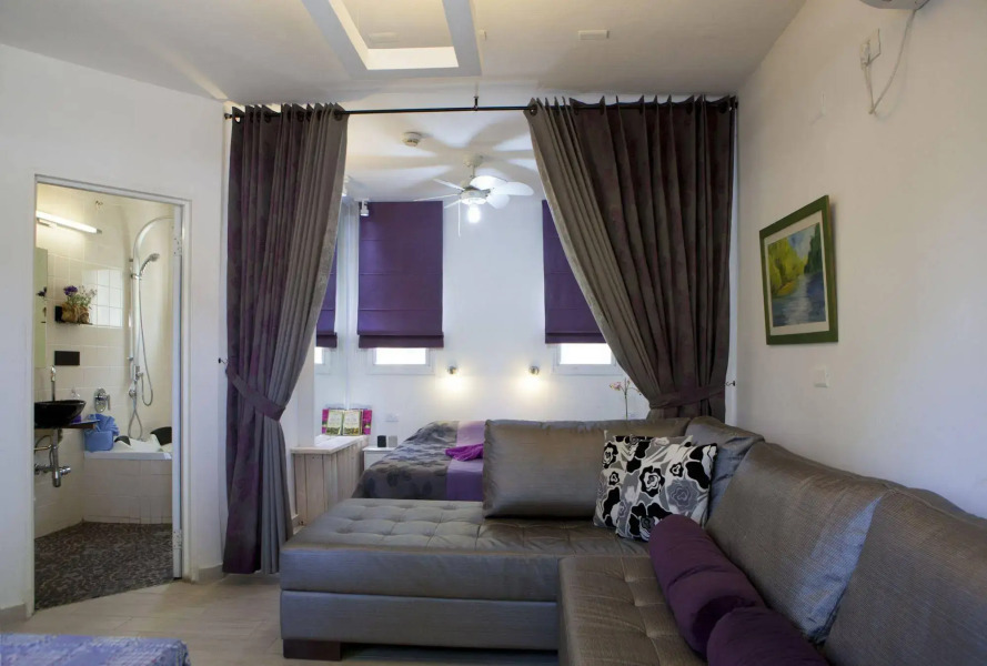 Nuriel Fruit & Guest House