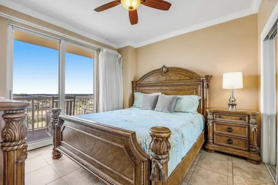 Corner Unit Right on the Sand, 2 Lagoon-style Pools, Spectacular Views