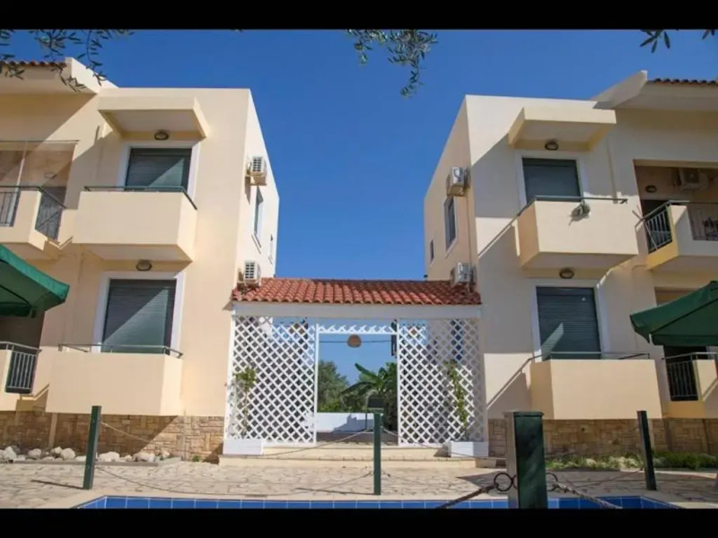 New-olivaholidayhomes - Pastel Studio +pool