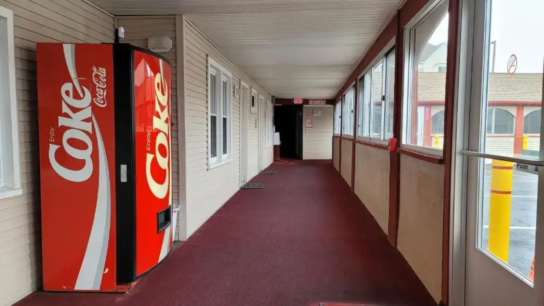 Red Carpet Inn W. Springfield