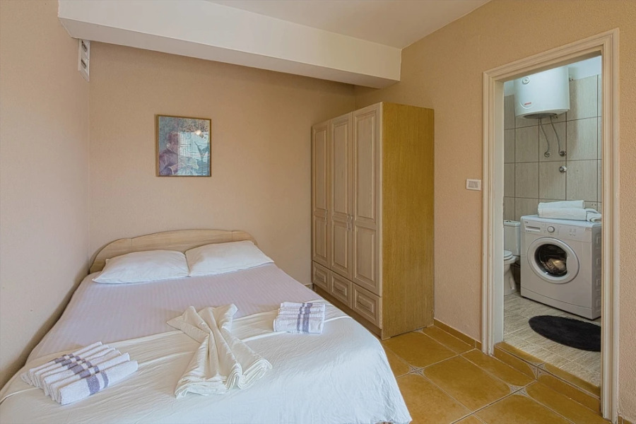 Adriatic Hill Apartments