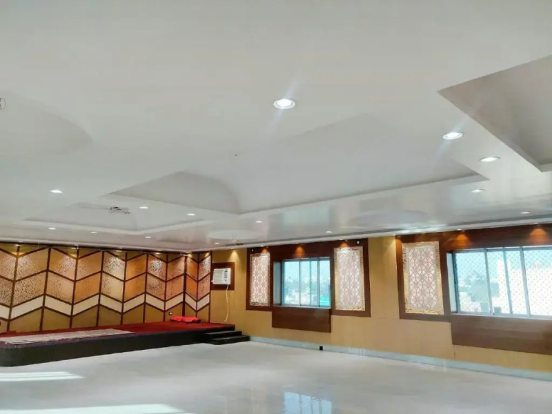 STAYMAKER Aditya Plaza