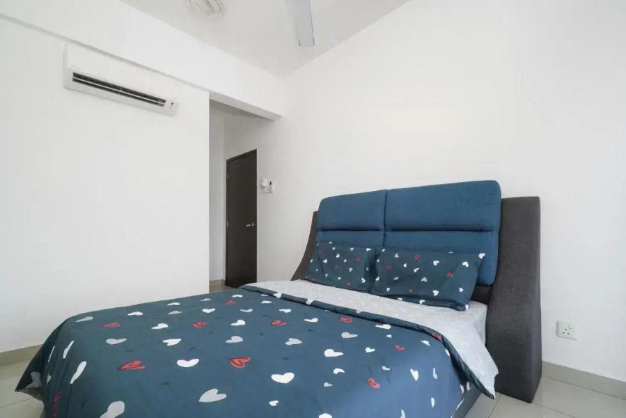 Lovely 2Br Majestic Condo 6 Pax Pool View