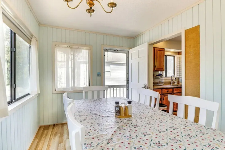 Walk to Shore: Outer Banks Beach Bungalow