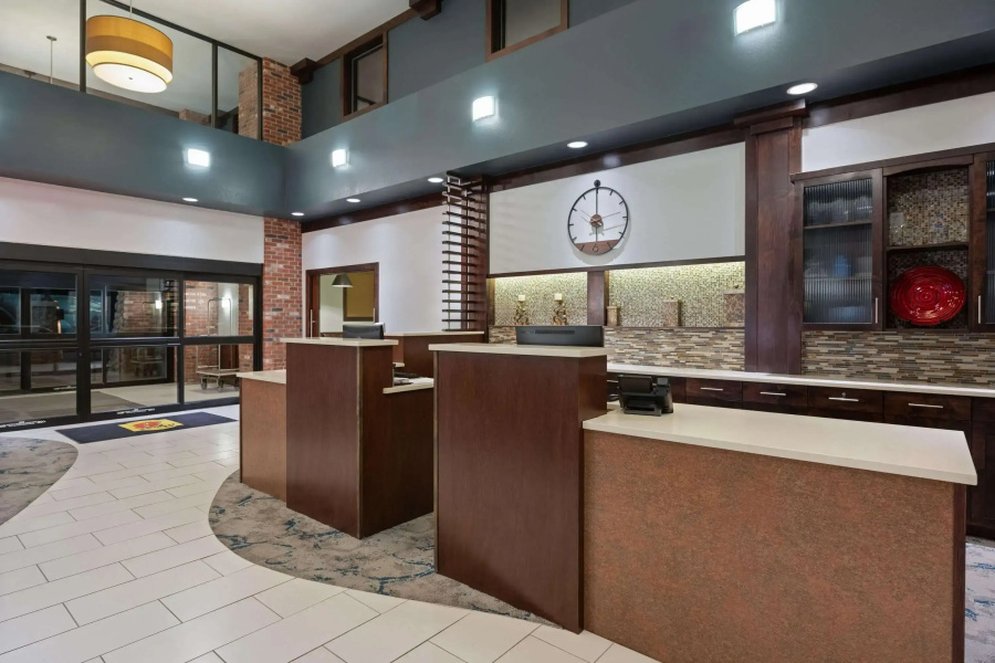 Super 8 by Wyndham Conrad