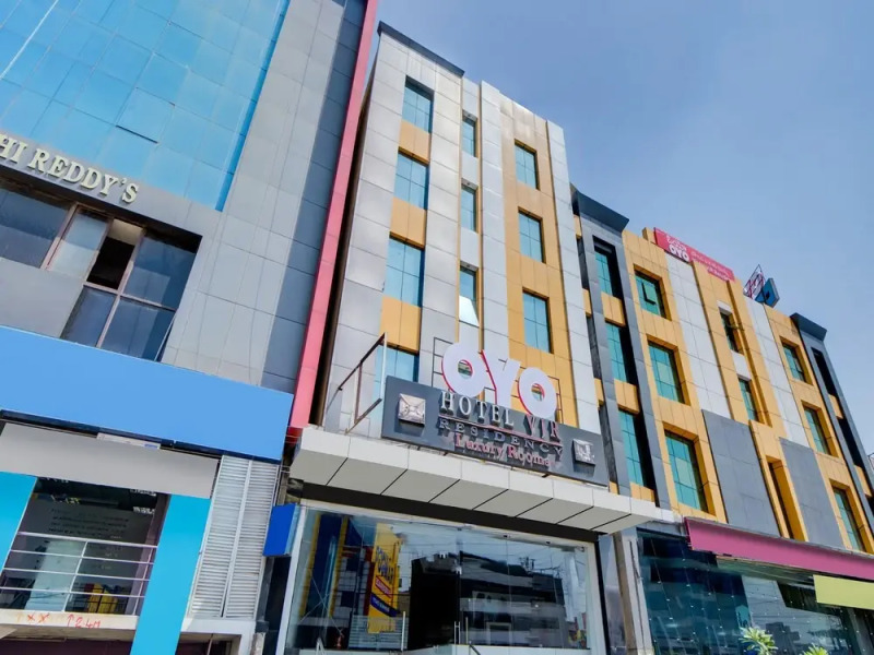 OYO 40124 Hotel VJR Residency