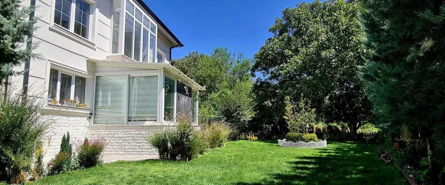 Ebruli Cennet Bahçesi