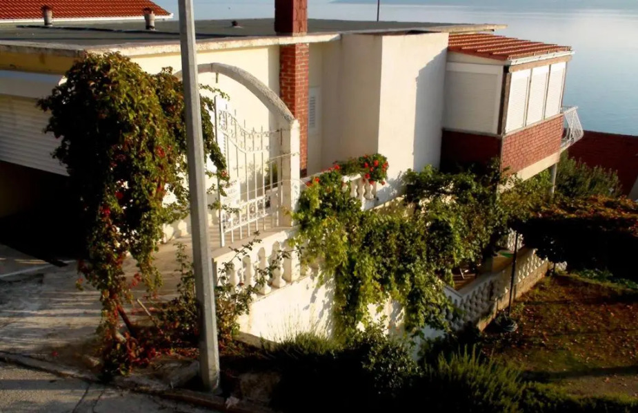 Apartment Lara Pisak