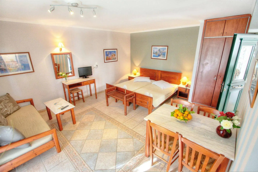 Sunny Garden Apartments