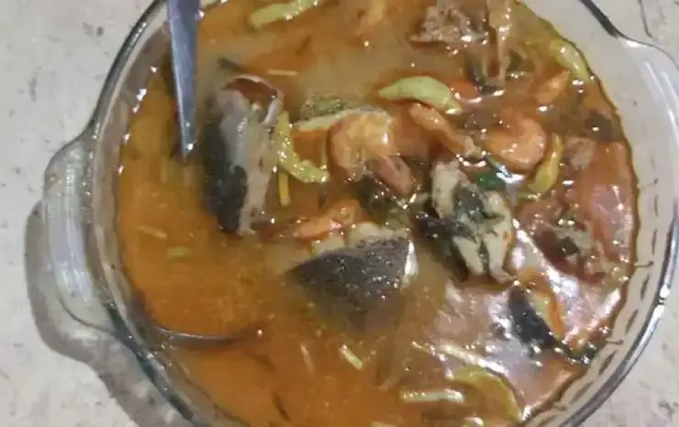 Maryan Moyo Bungalows Bar & Resto