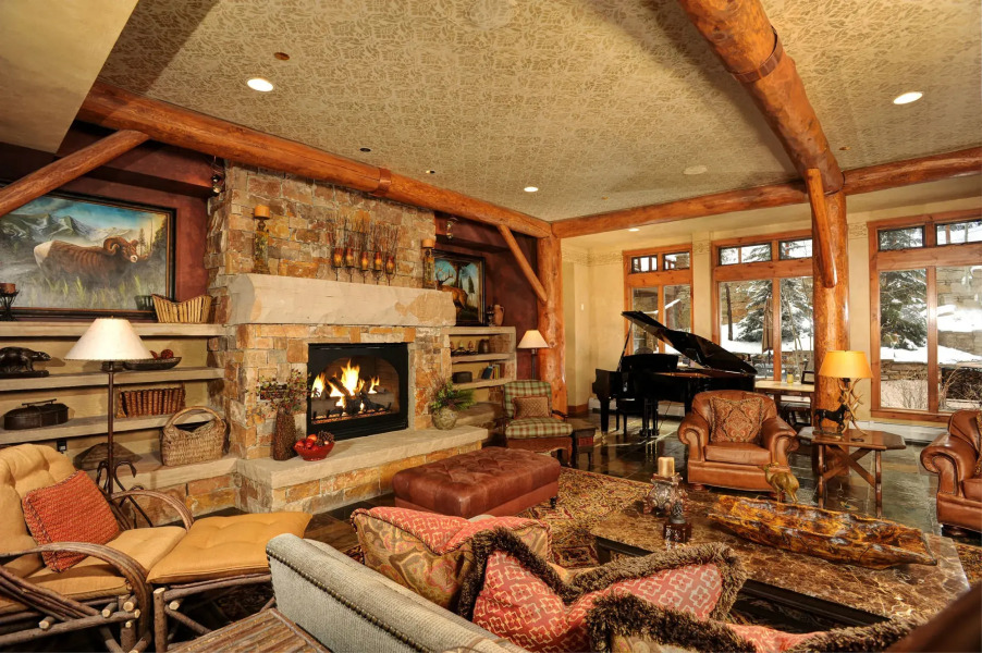 Timbers and Lone Eagle by Keystone Resort