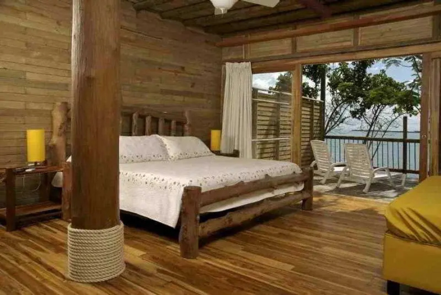 Hotel Punta Faro