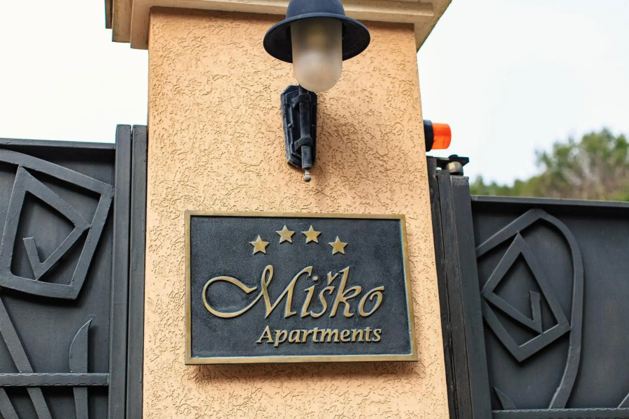 Apartments Misko