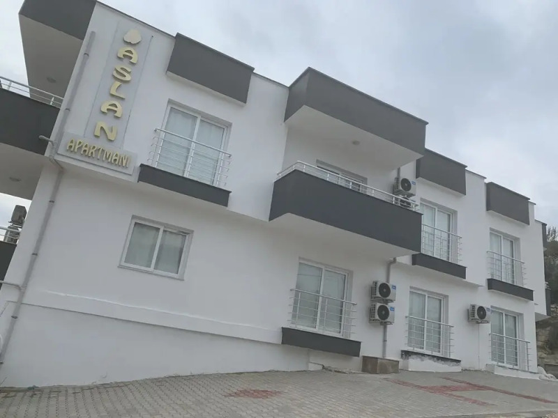 Aslan Apartments