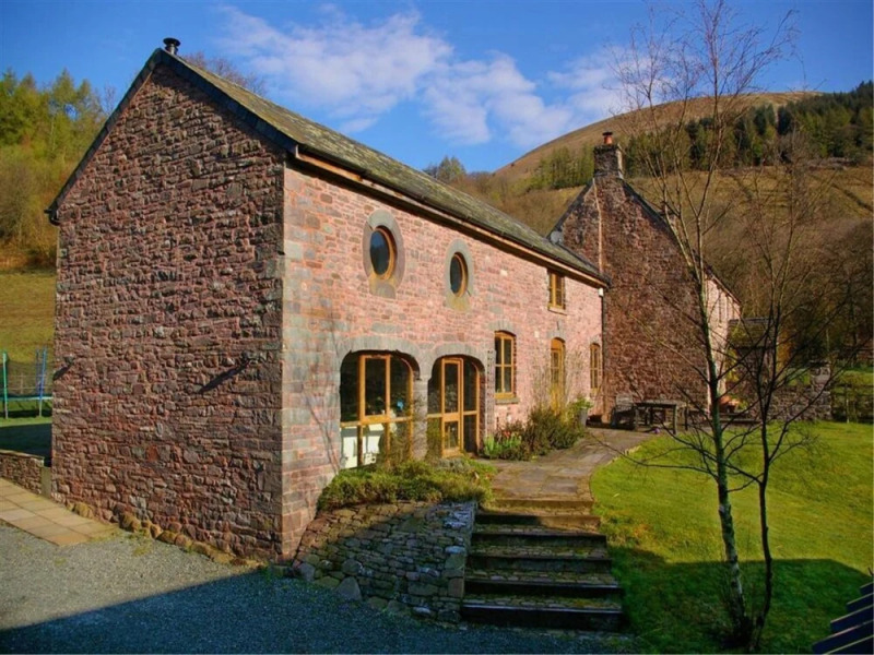 Onnen Fawr Farmhouse