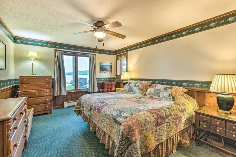 Lakefront Glen Arbor Condo w/ Boat Dock Access!