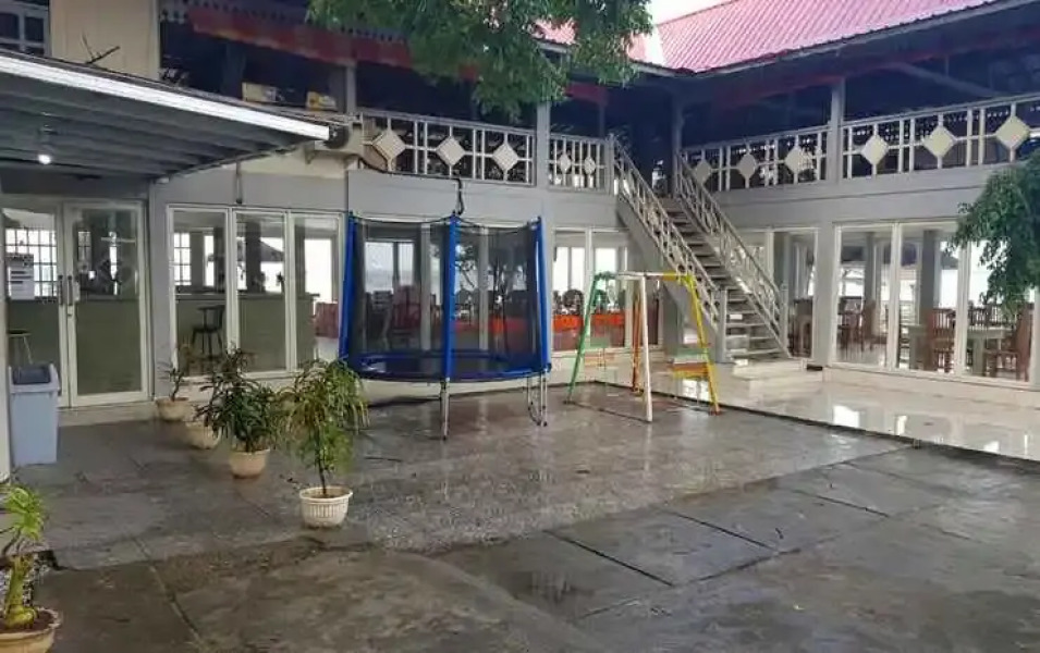 哈科纳玛塔塔度假村(Hakuna Matata Resort)