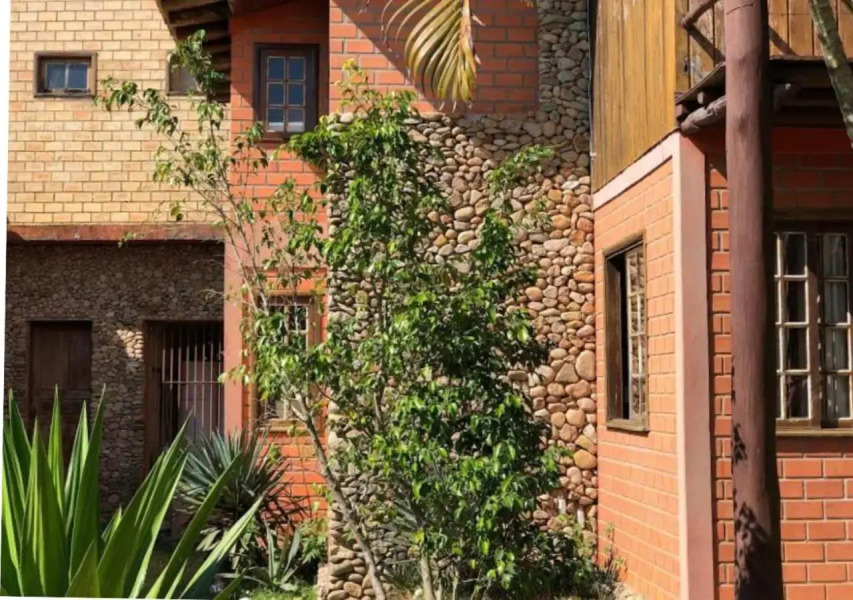 Pousada Halliny do Rosa