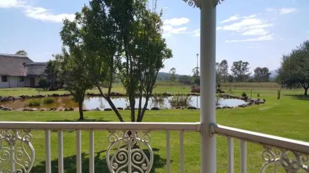 Lokuthula Country Lodge