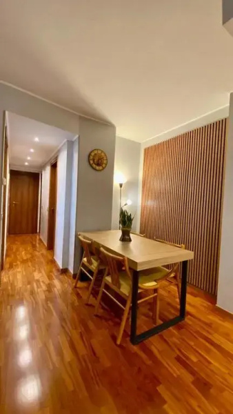 Apartment Forum IV