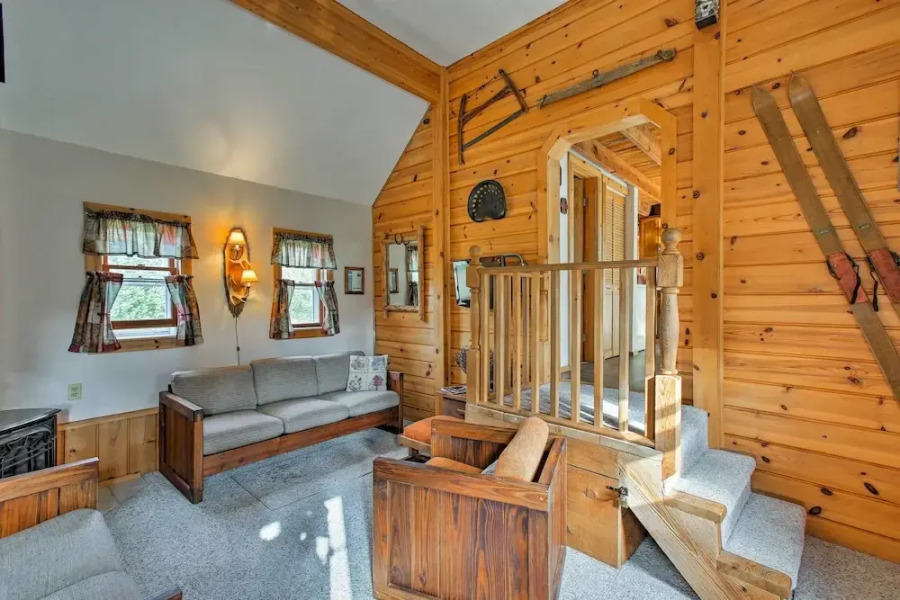 Leelanau Country Cottage ~ 4 Mi to Suttons Bay!