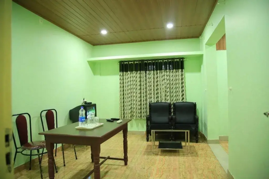 Pulikkal Tourist Home