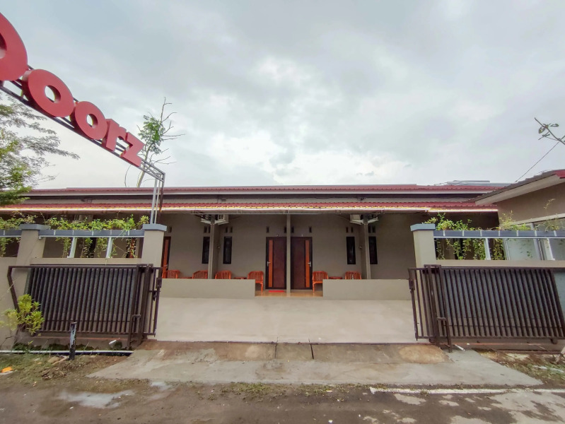 RedDoorz Syariah near Exit Tol Pemalang Comal 2