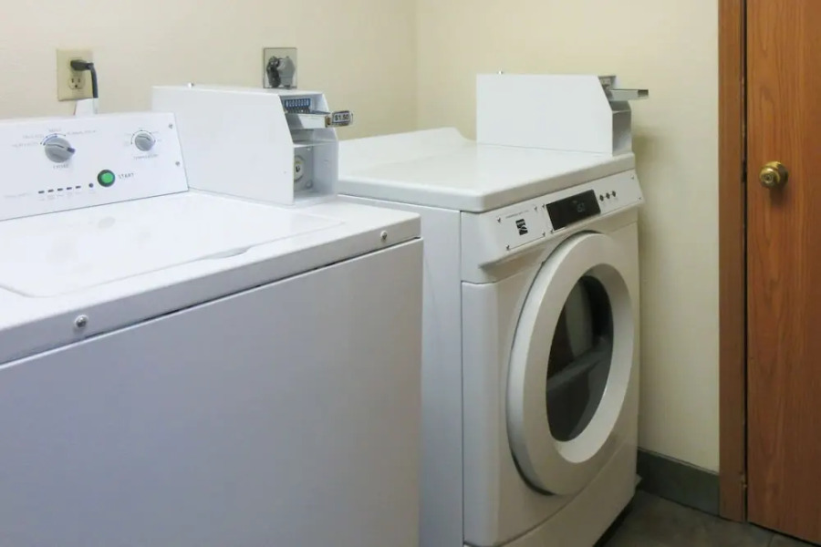 Best Western Rivertown Hotel & Suites