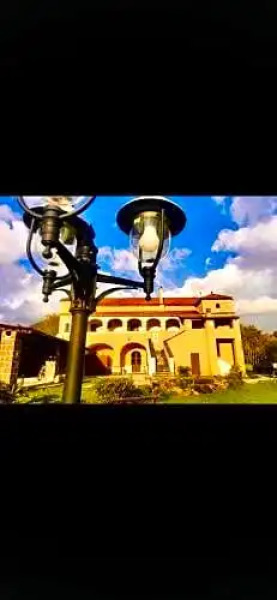 B&B Carlo III Formicola