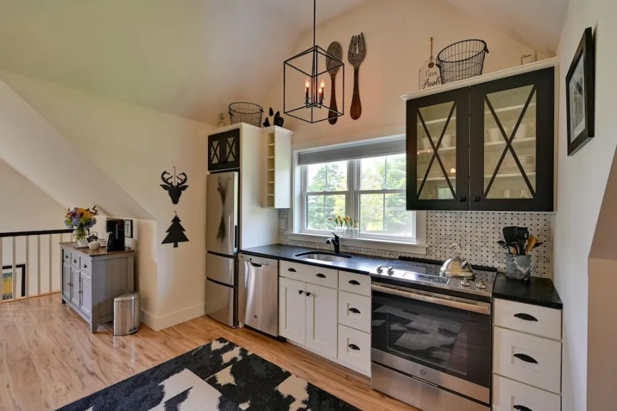 Cozy Campton Cottage < 1 Mi to Owls Nest Resort!