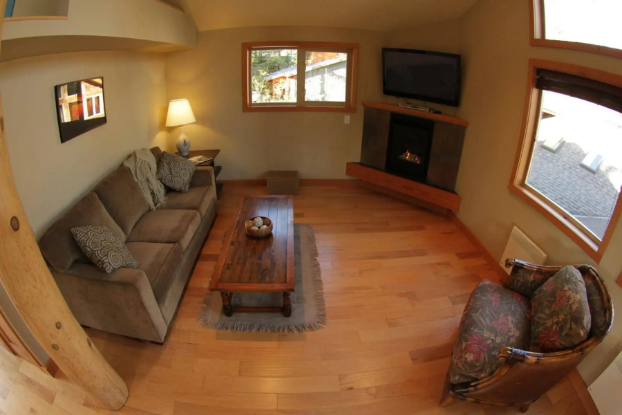 Black Bear Guesthouse