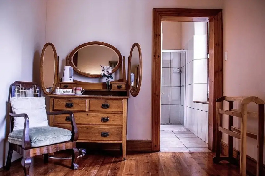 Audreys Vineyard Cottage & Homestead