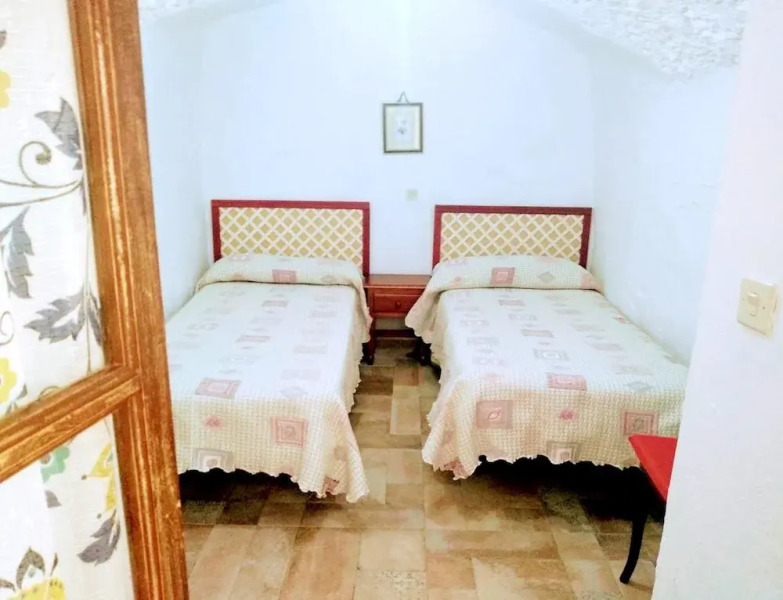 House With 4 Bedrooms in Cortes y Graena, With Wonderful Mountain View - 89 km From the Slopes