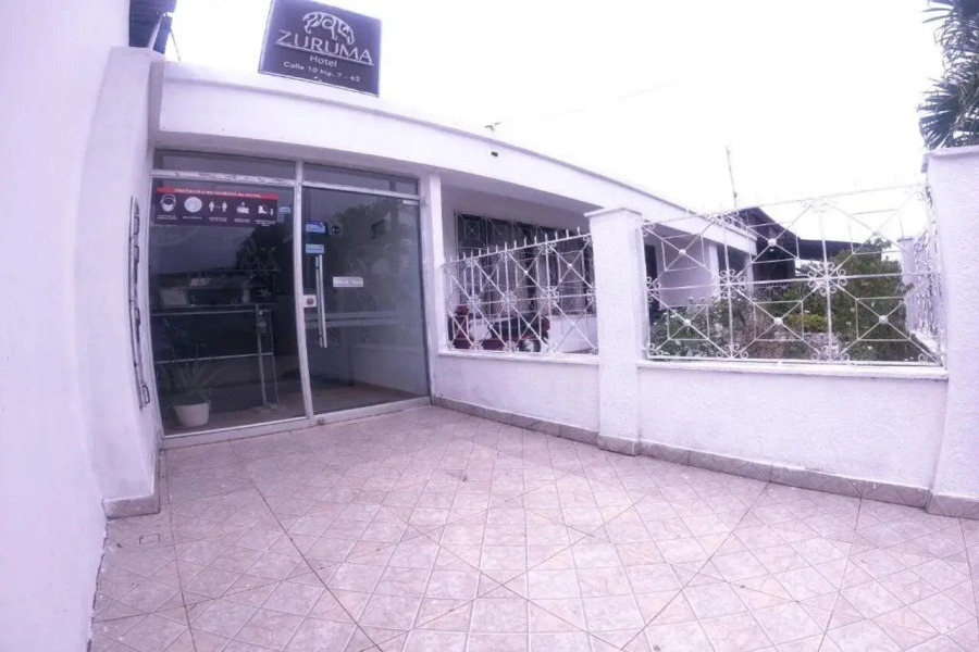 Zuruma Hotel
