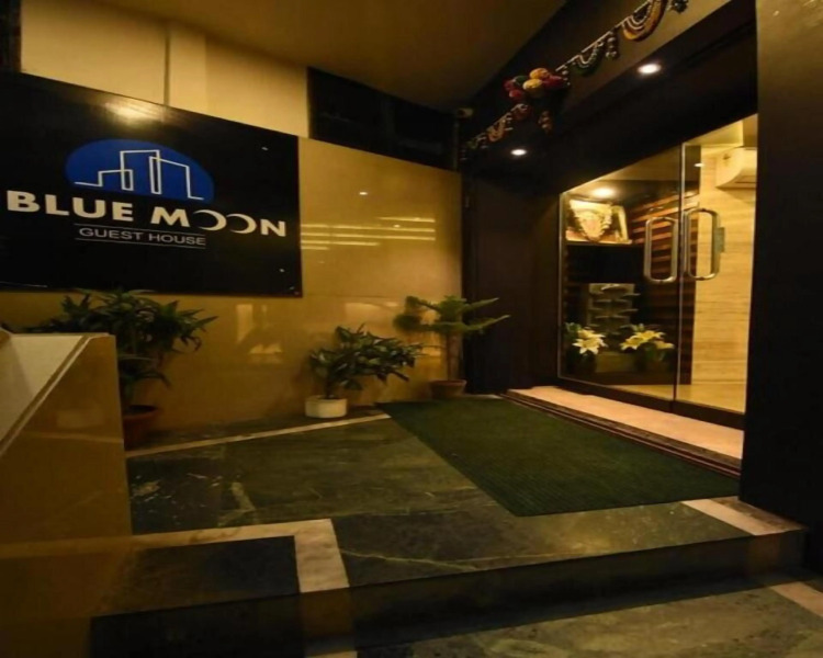 Nu Blue Moon Guest House