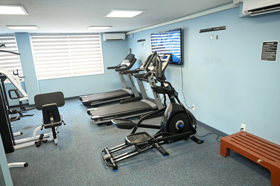 Ramada by Wyndham North Bergen
