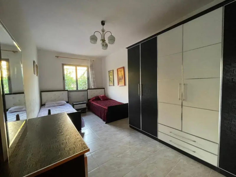 Lovely spacious house with big garden