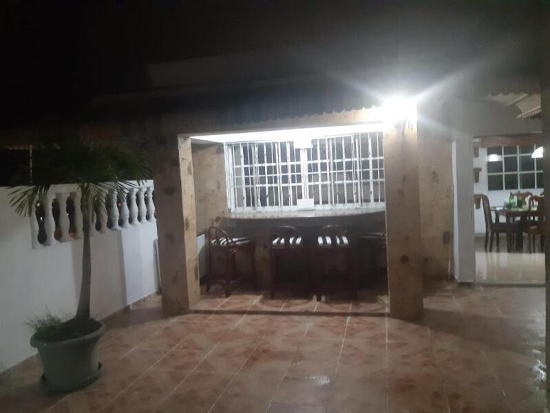 Penthouse con jacuzzi La cueva de los 3 ojos