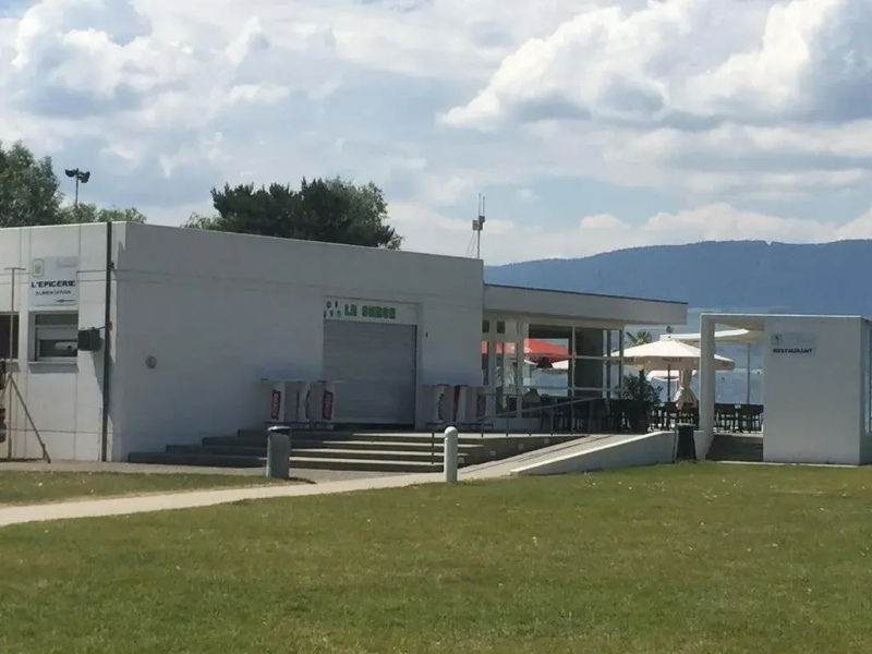Hotel du Lac