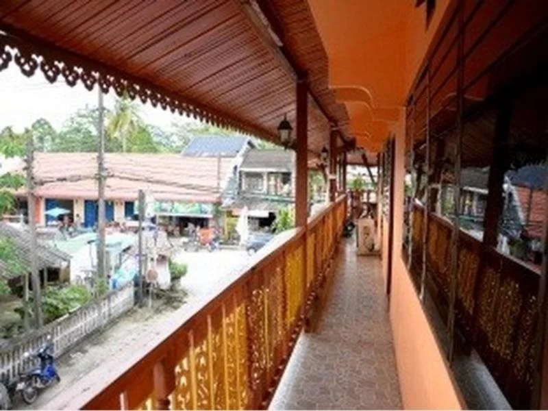 Baan Mangkornhong Guesthouse