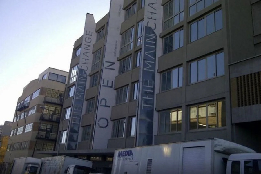 12 Decades Art Hotel