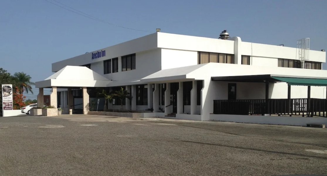 Arecibo Inn