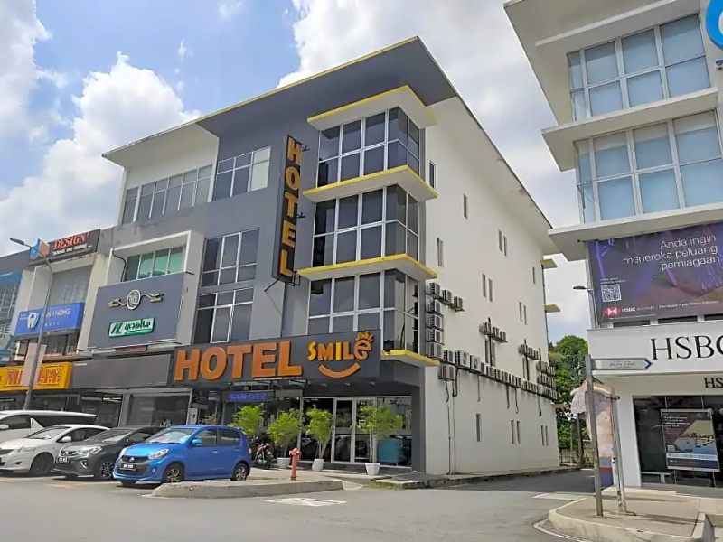 Smile Hotel C180 Cheras Selatan